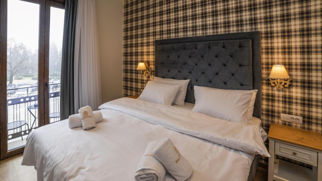 Brettania Hotel Ioánnina Eksteriør bilde