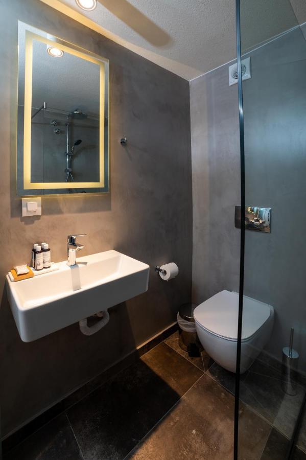 Brettania Hotel Ioánnina Eksteriør bilde
